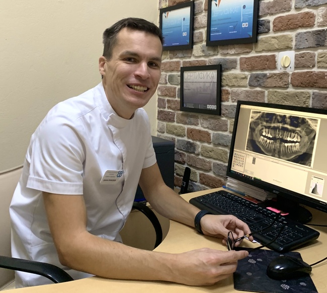 Ерохин Александр Сергеевич Стоматолог хирург-имплантолог, ортопед